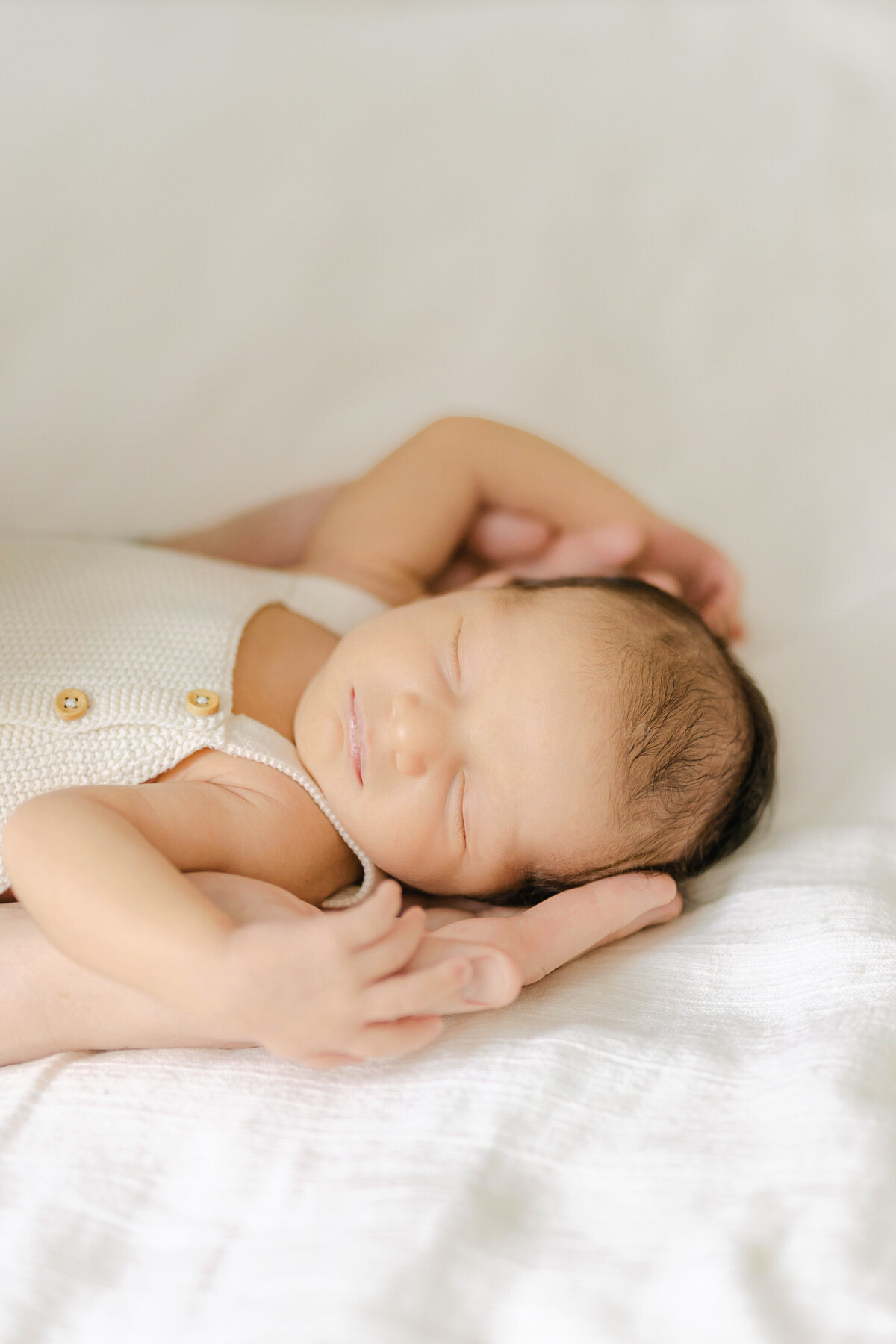 newborn baby sleeping by Toronto Newborn Photographer