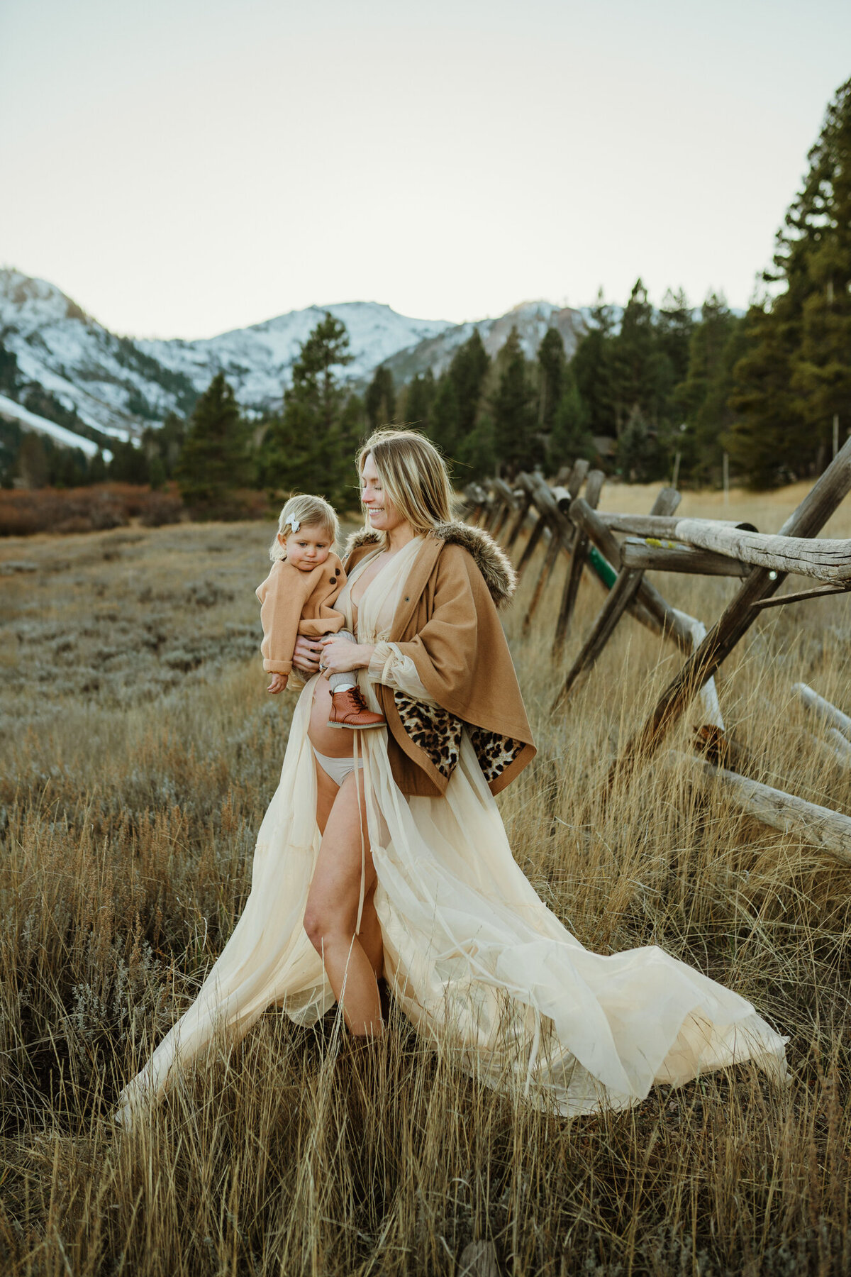 Lake Tahoe-Maternity-Photographer-74