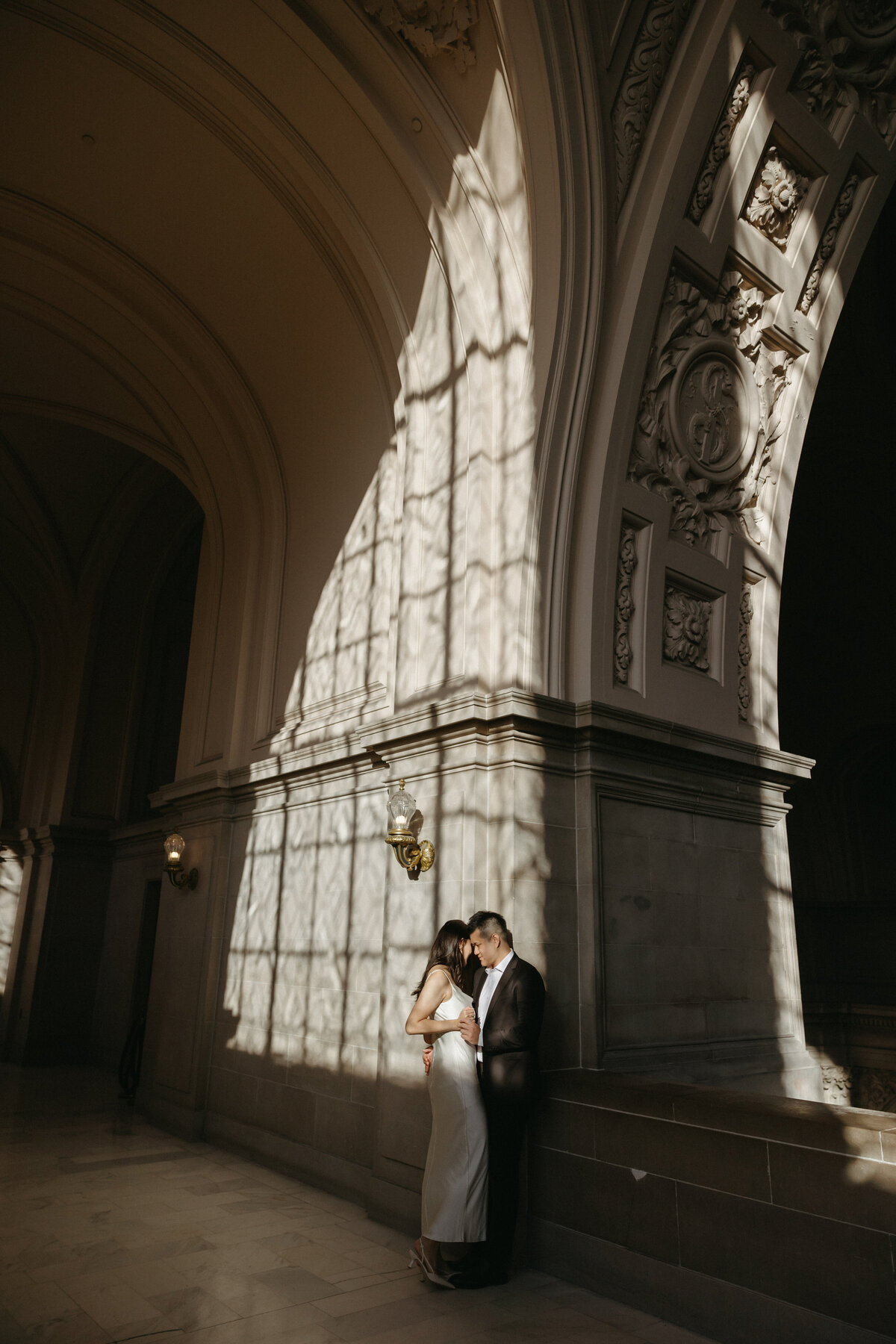 skyler-maire-photography-san-francisco-city-hall-engagement-9