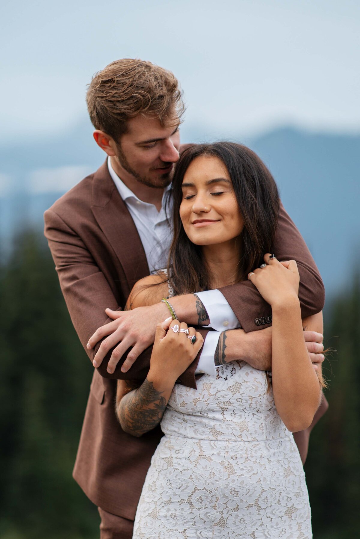 mount-rainier-elopement-sunrise-visitor-center-washington-103