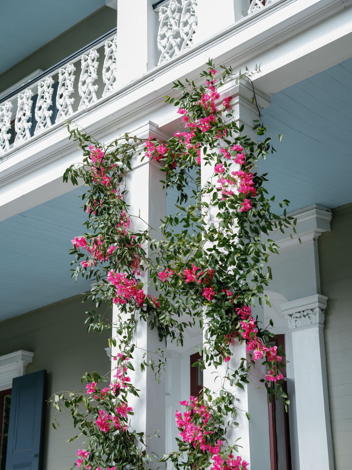Stephanie and Jacob's colorful Derbes Mansion Wedding