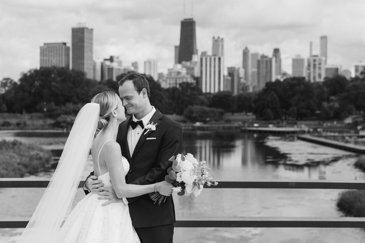 Ed and Aileen Photography Chicago Illinois Digital Film Wedding Engagement Photographers Destination The Wade Hotel15