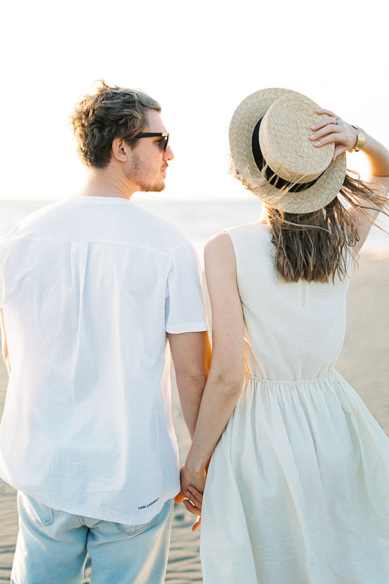 Engagement 1200px-1155