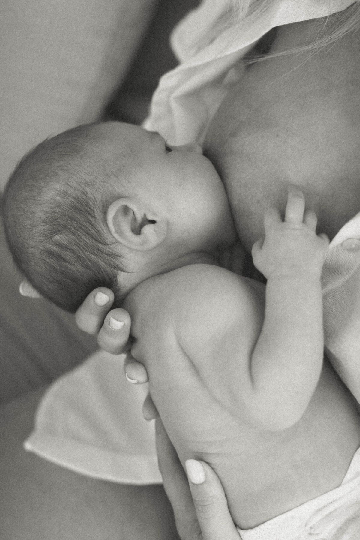 newborn fotograaf - gezinsfotograaf - zwangerschapsfotografie - videograaf - Sint-Niklaas - Pictures by Jess - Mama en baby shoot