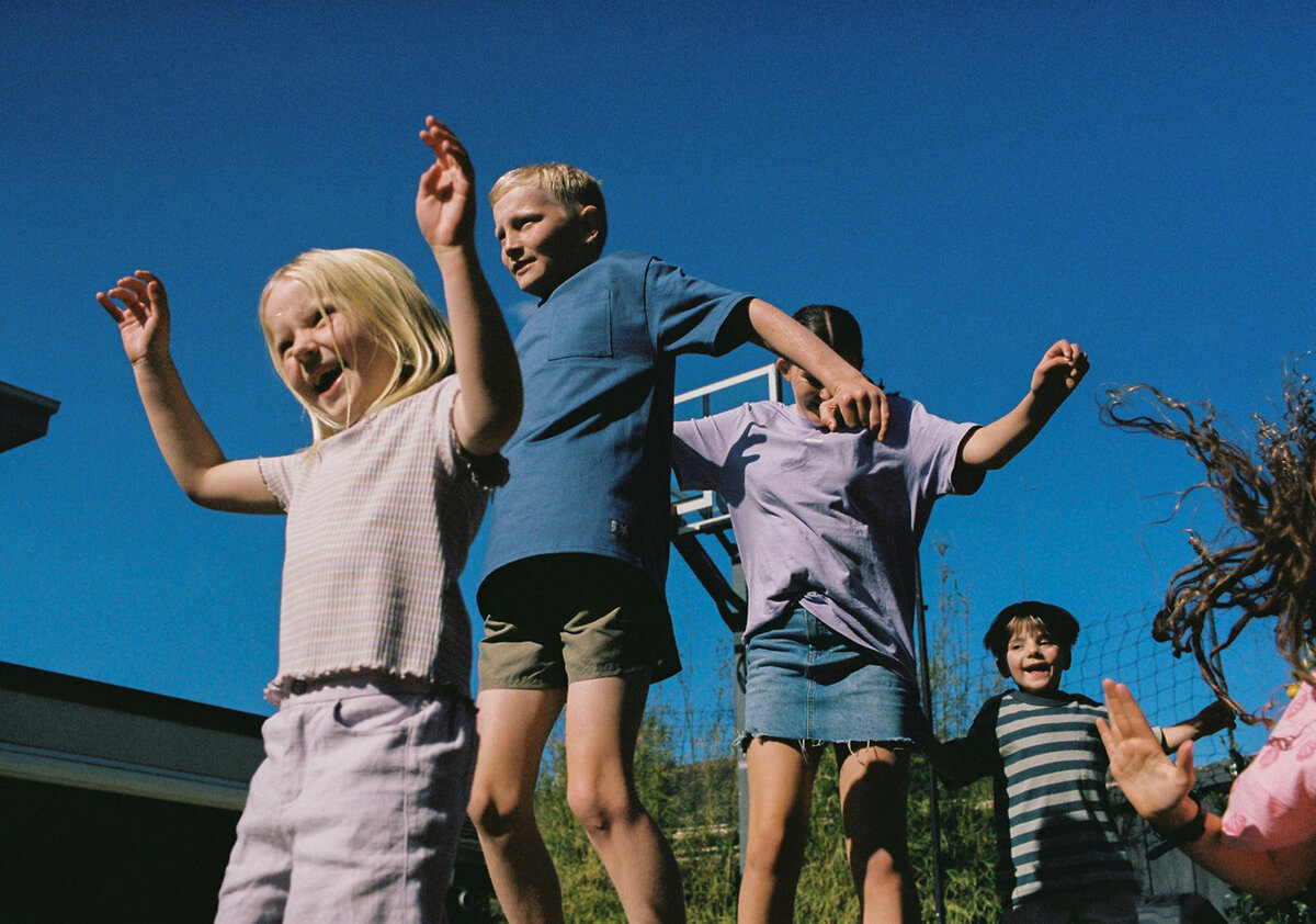 torquay-family-photographer-in-home-session-on-35mm-film-bobby-dazzler-photography-36