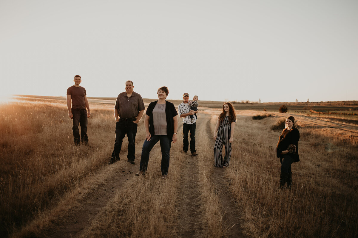 FAMILY REQUESTED ALBUM COVER POSE AT SESSION