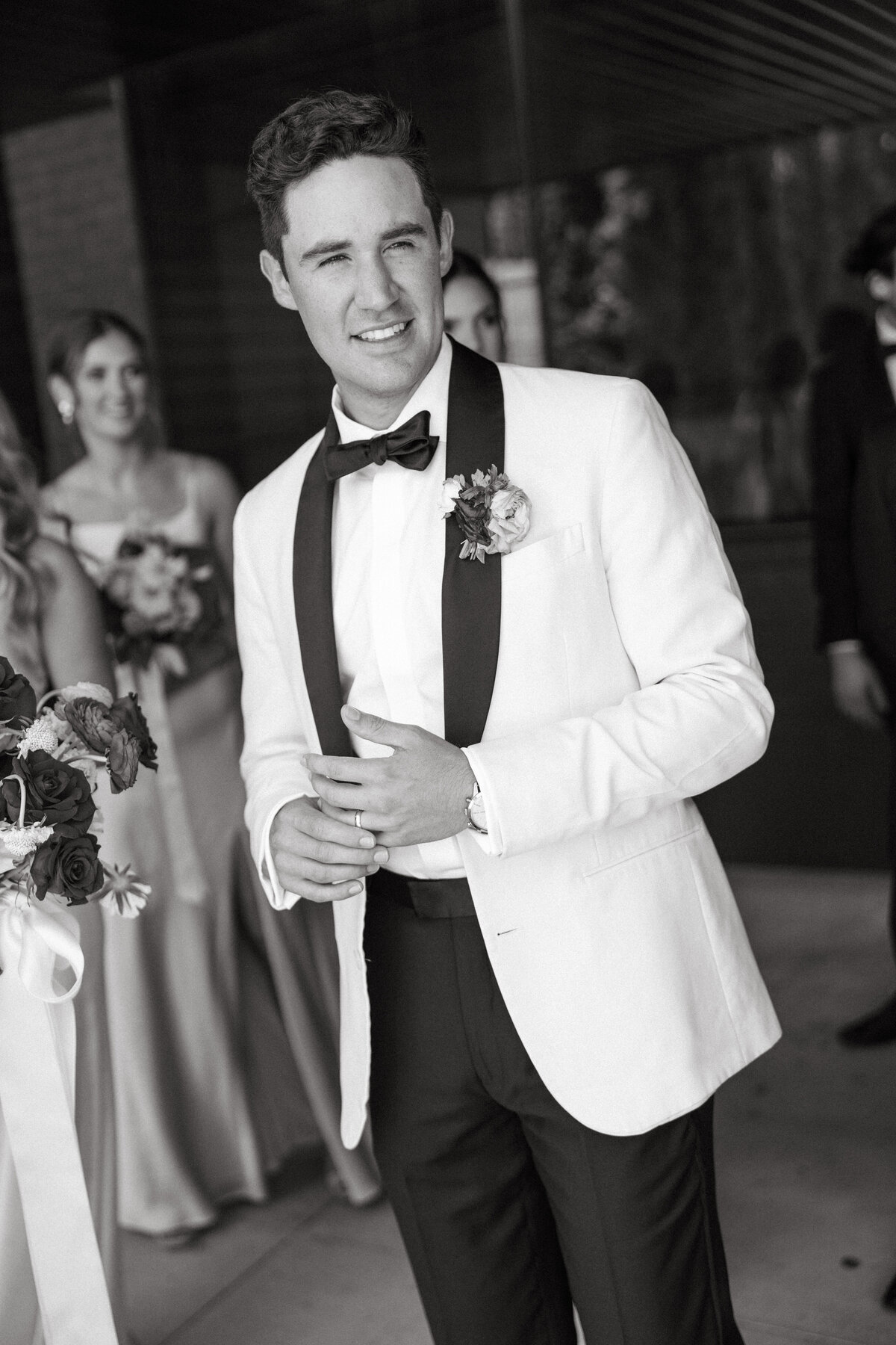 bride groom wedding photos Bentonville Arkansas_WeddingParty-138