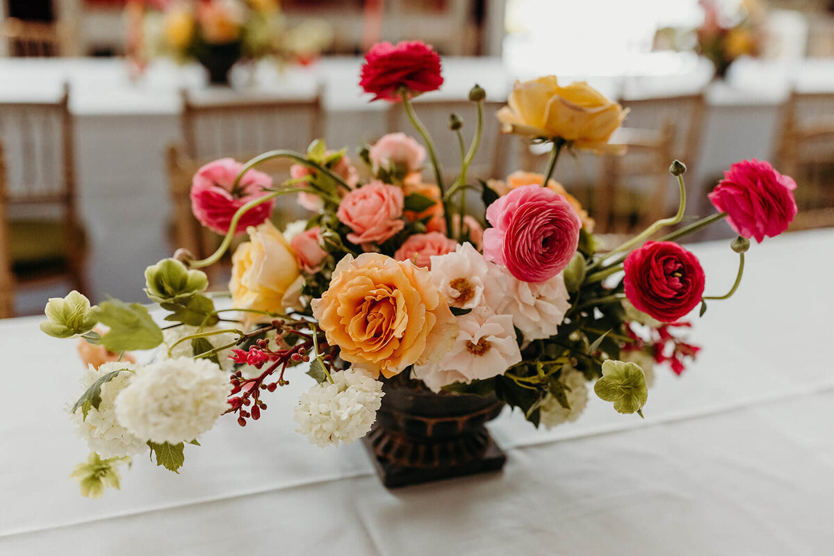 colourful flowers st giles house dorset florist15