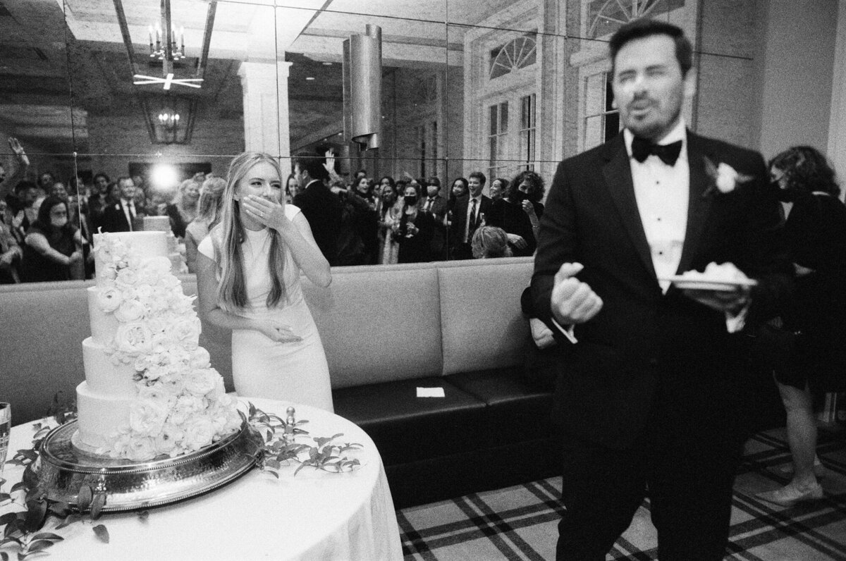 Real-Genuine-Wedding-Moments-Lance-Nicoll-73