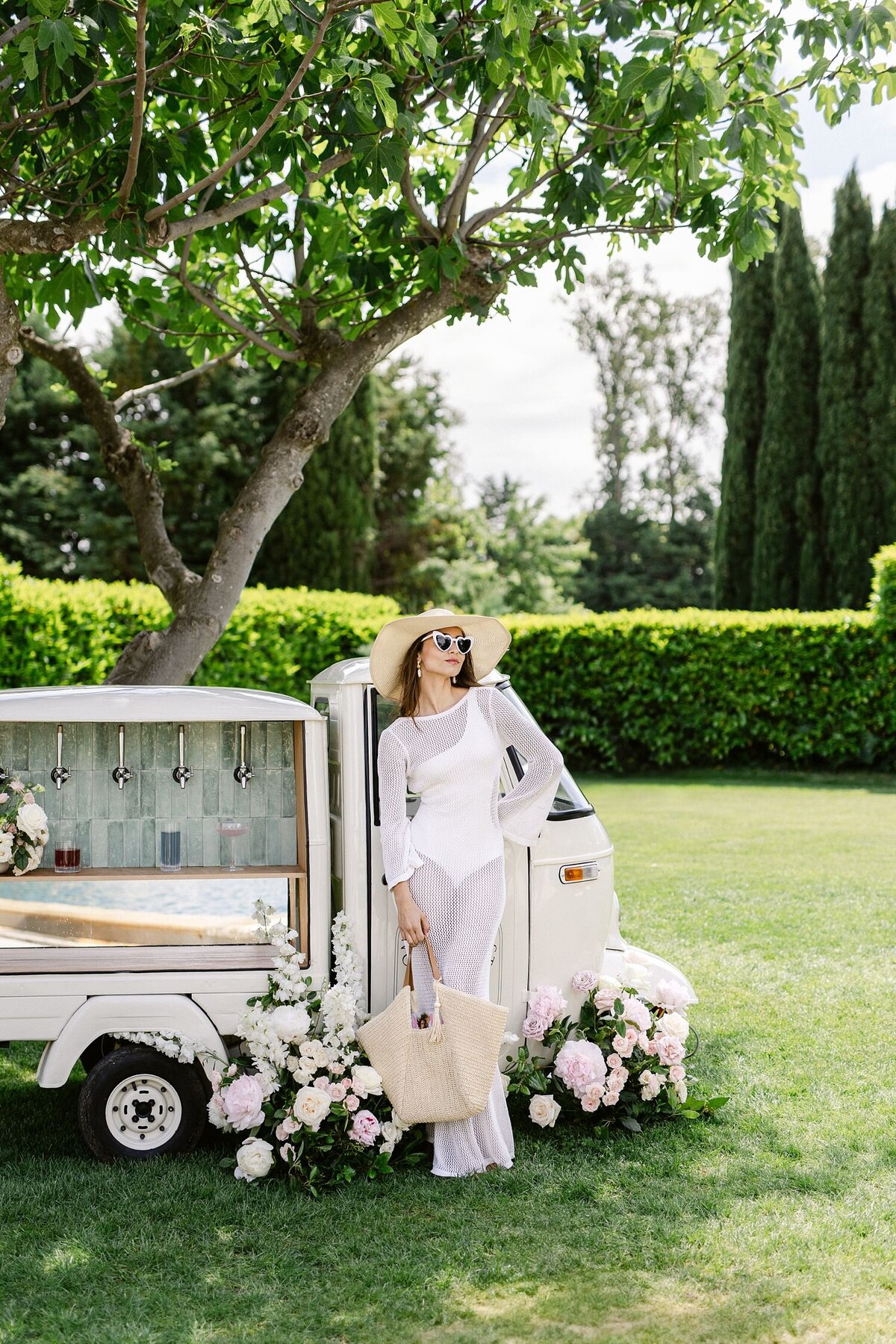 fashion-modern-candid-timeless-wedding-photographer-european-44