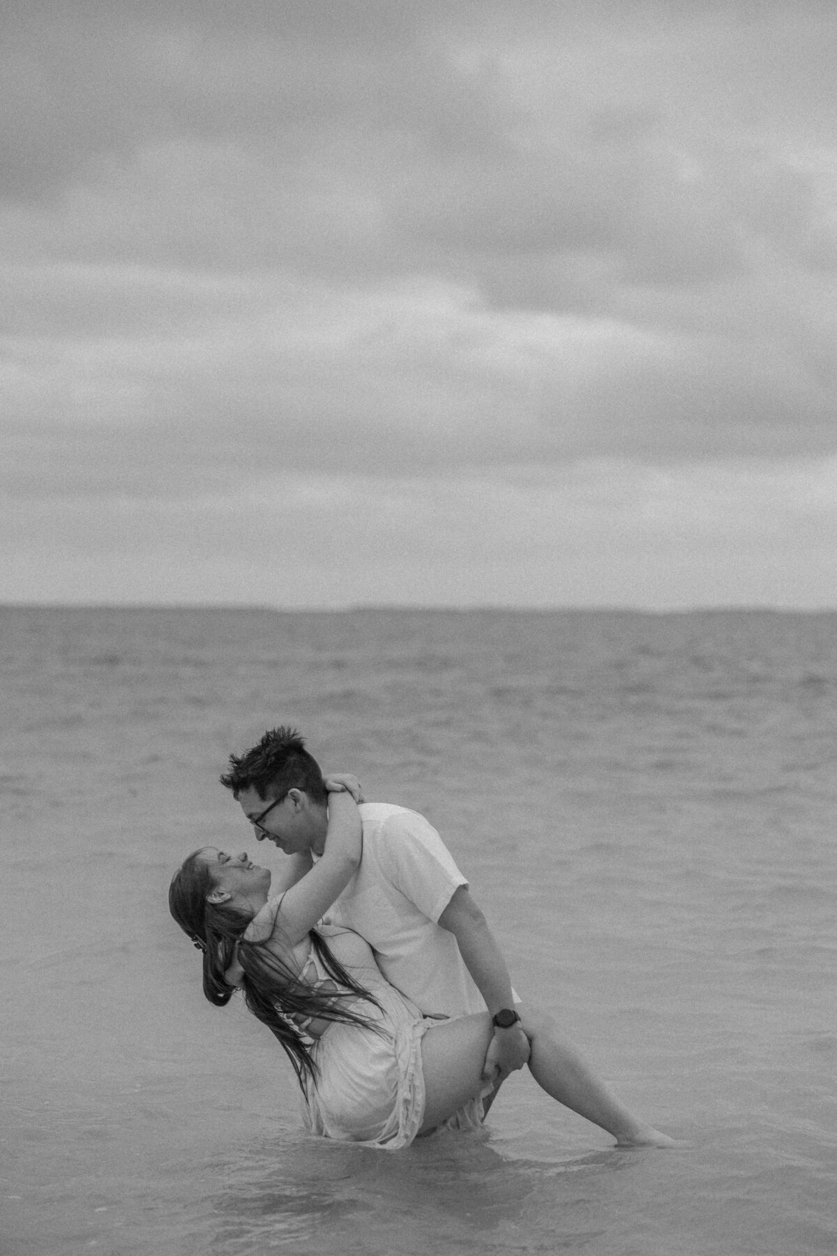 Lanikai-Beach-Maternity-Photos-58
