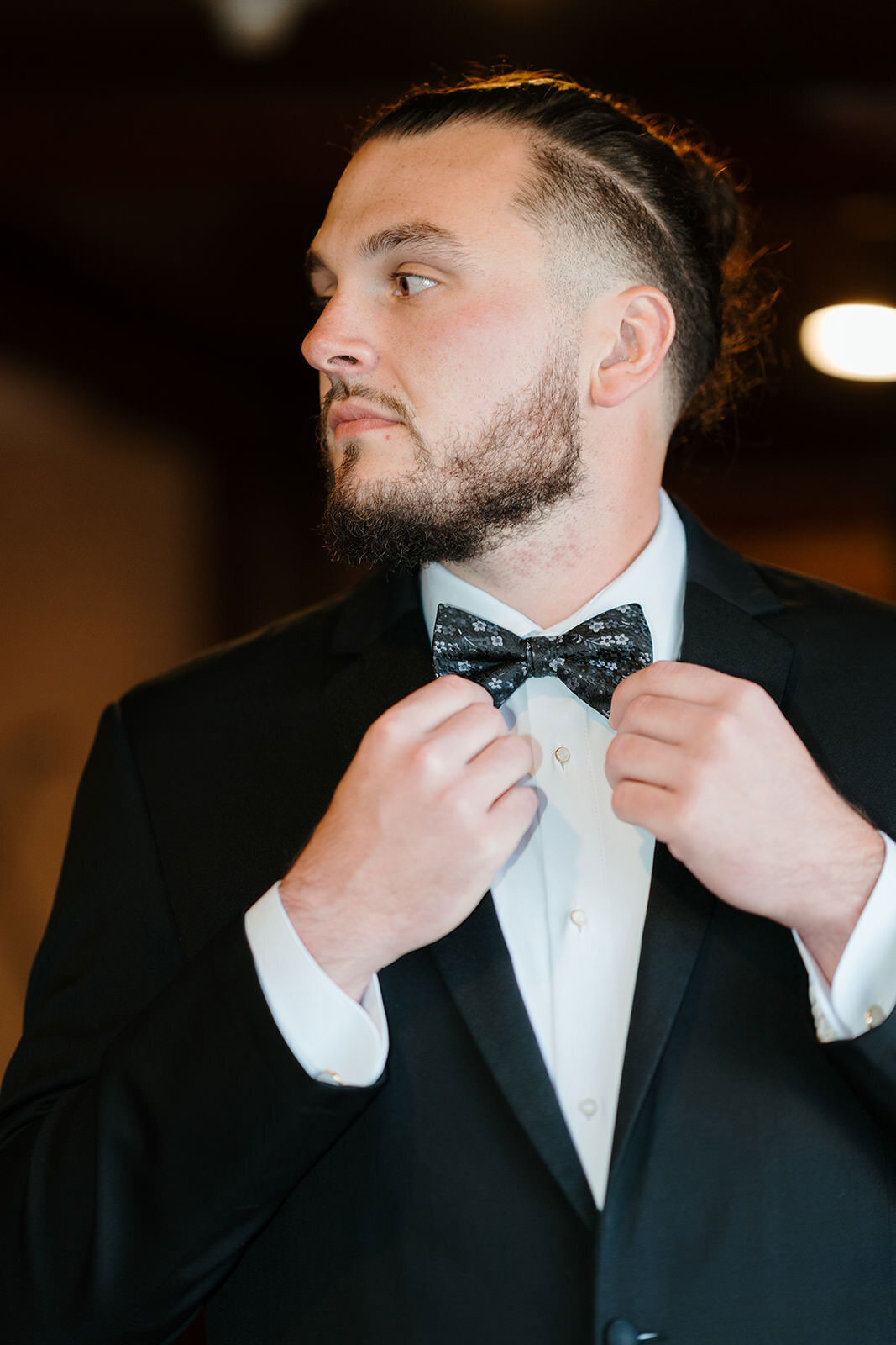 getting ready pictures Stoney Creek Hotel wedding, Lacrosse, WI-21