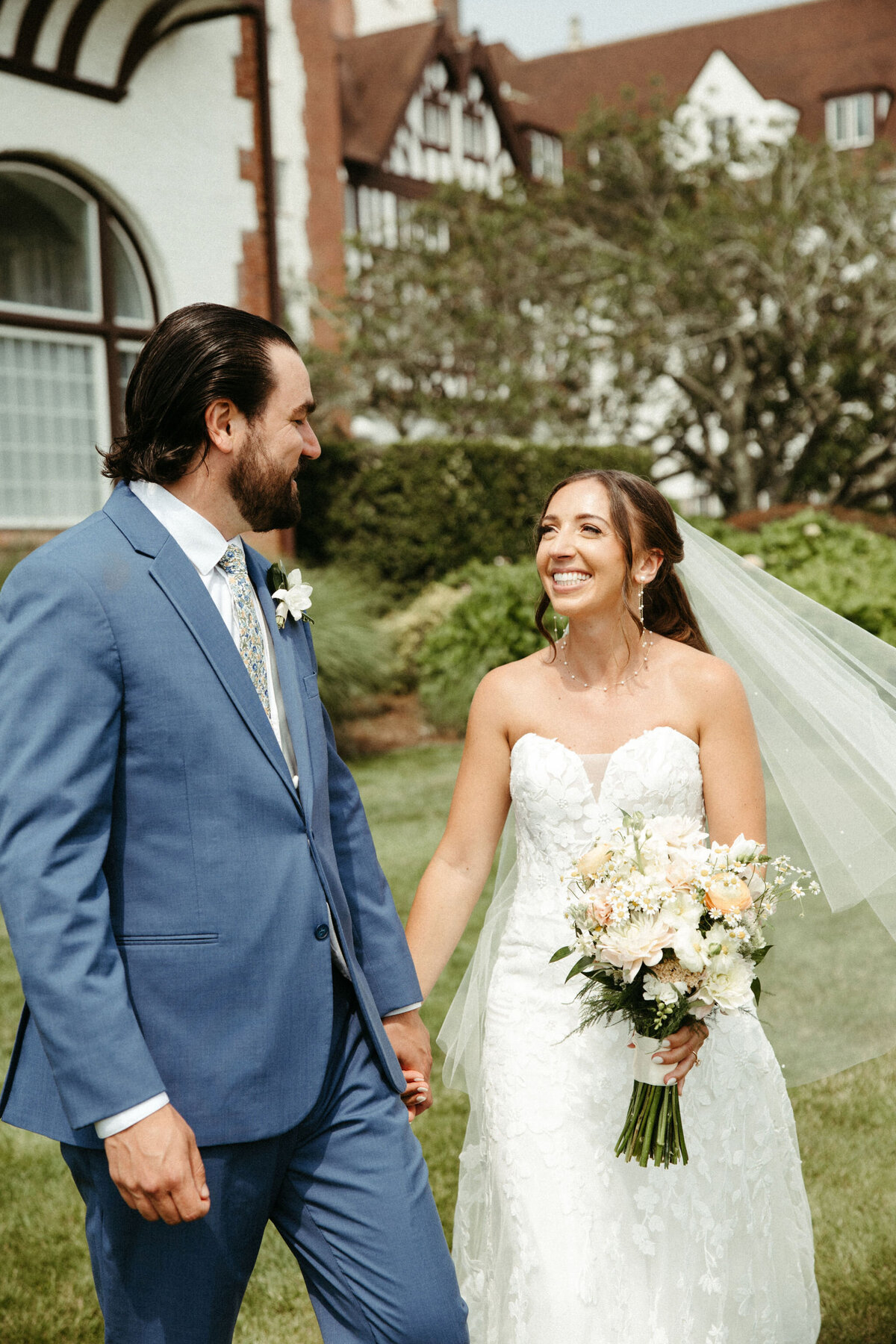 Film-Wedding-Photographer-042