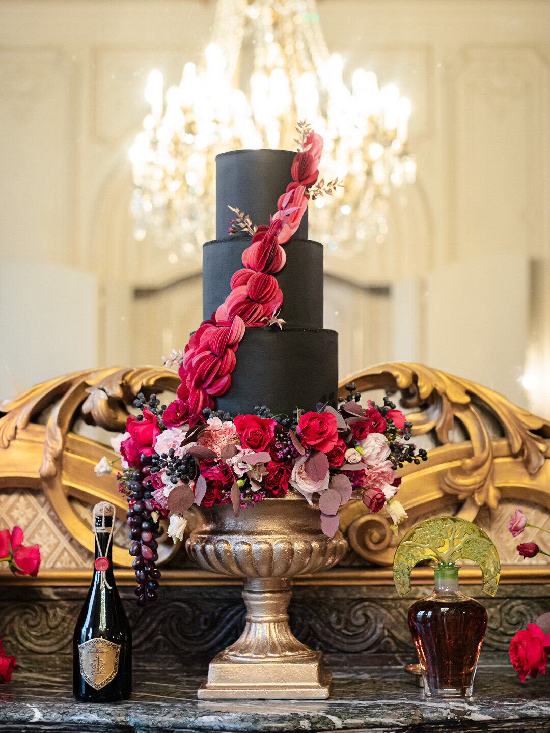 hotel-marois-wedding-paris-olivier-neuville-photography-paris-editorial-shooting-suite-57