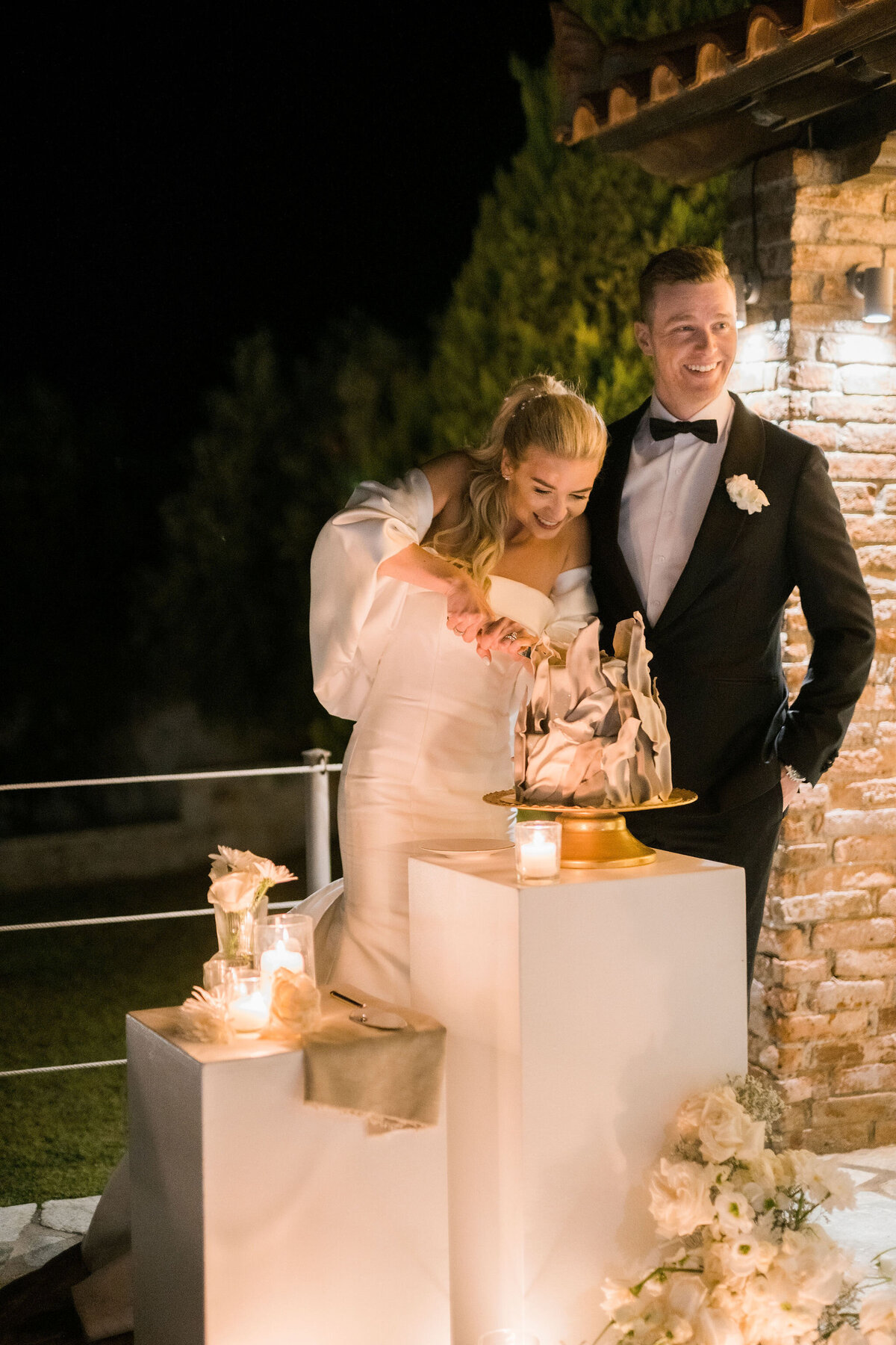 146-Cinematic-Editorial-Destination-Wedding-Skopelos-Island-Greece-Lisa-Vigliotta-Photography