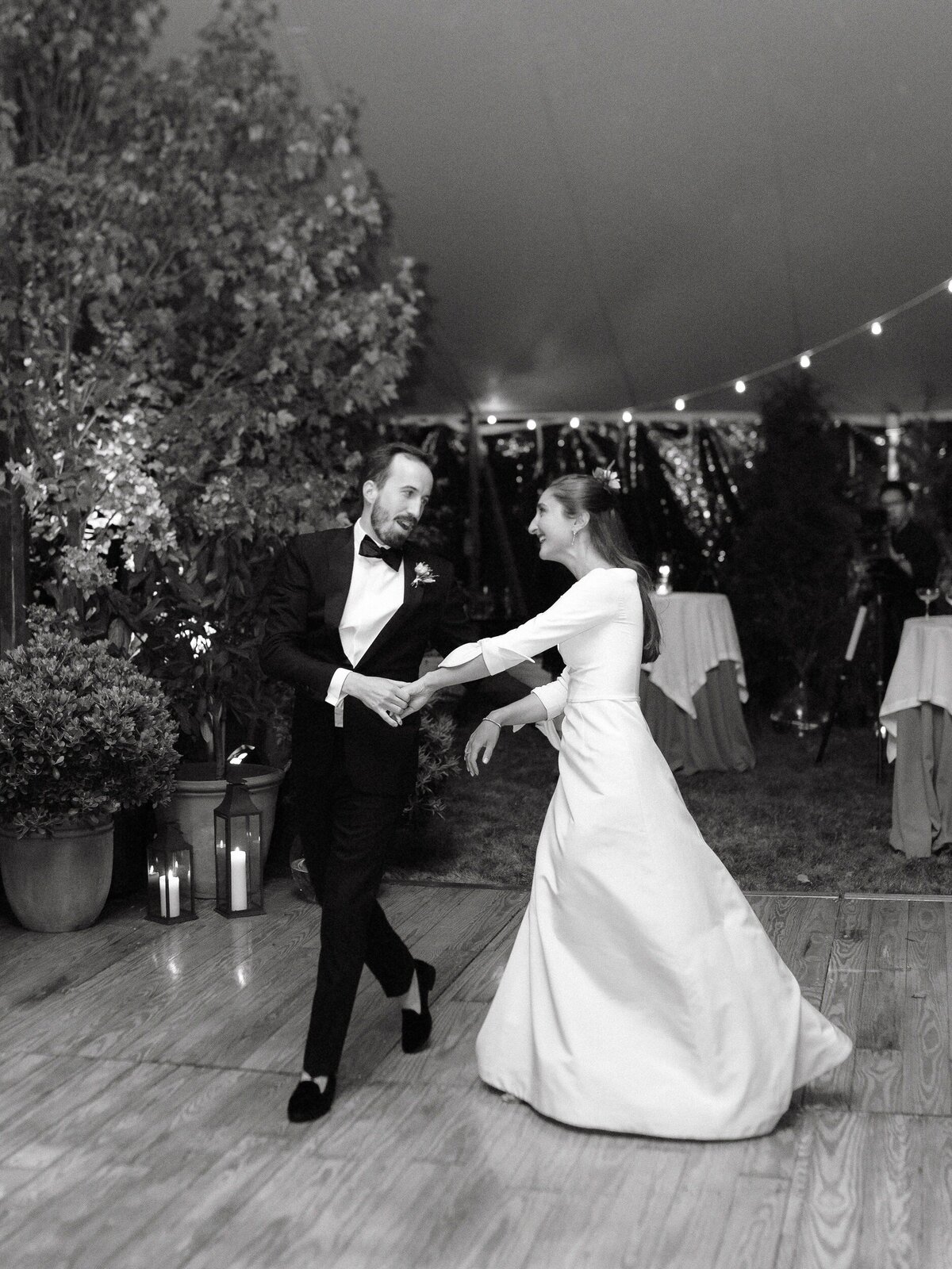 Private_Estate_Maine_Coastal_Wedding_LevKuperman_097
