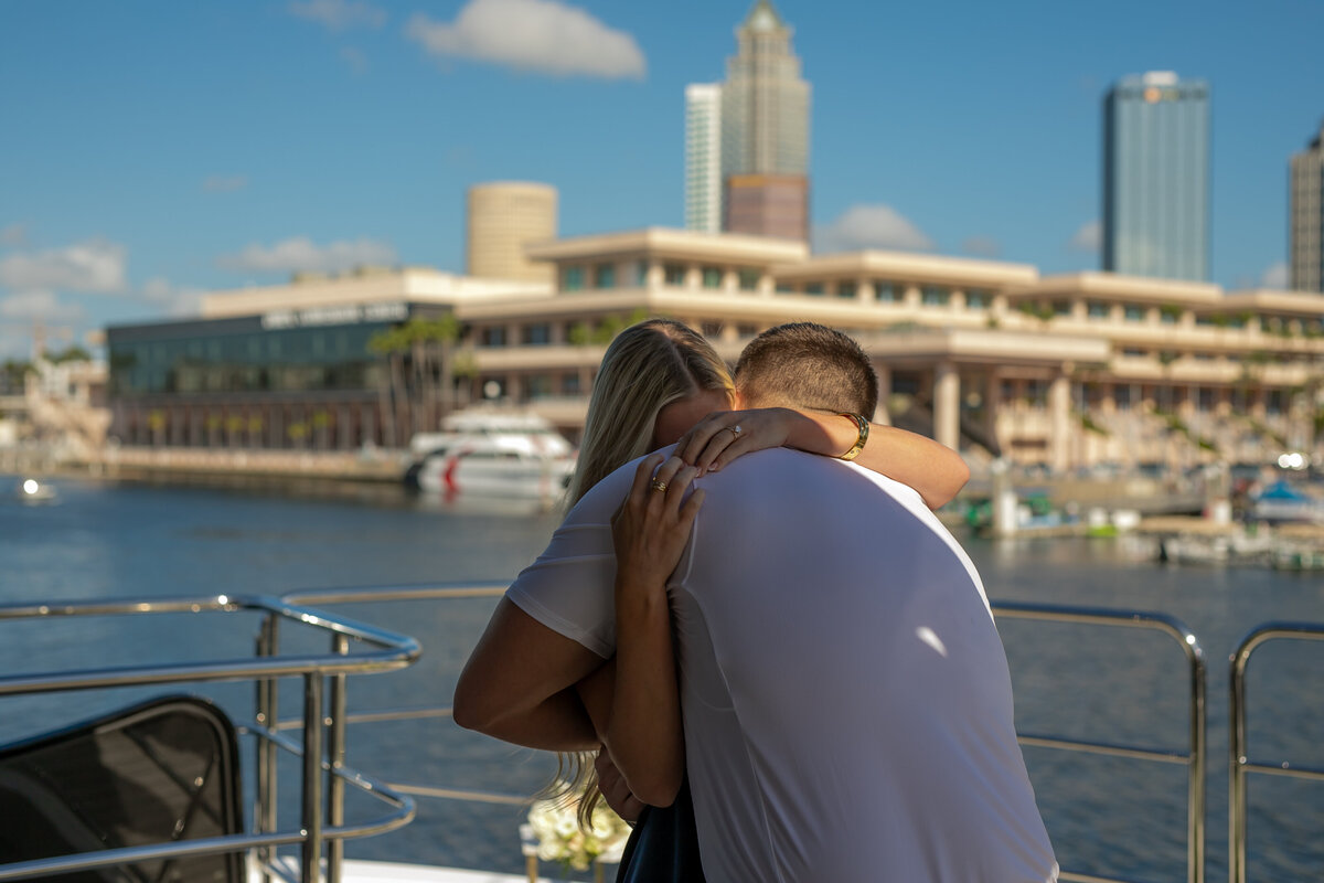 foto-bohemia-tampa-bay-yacht-proposal-chantilly-chic-celebrations-17