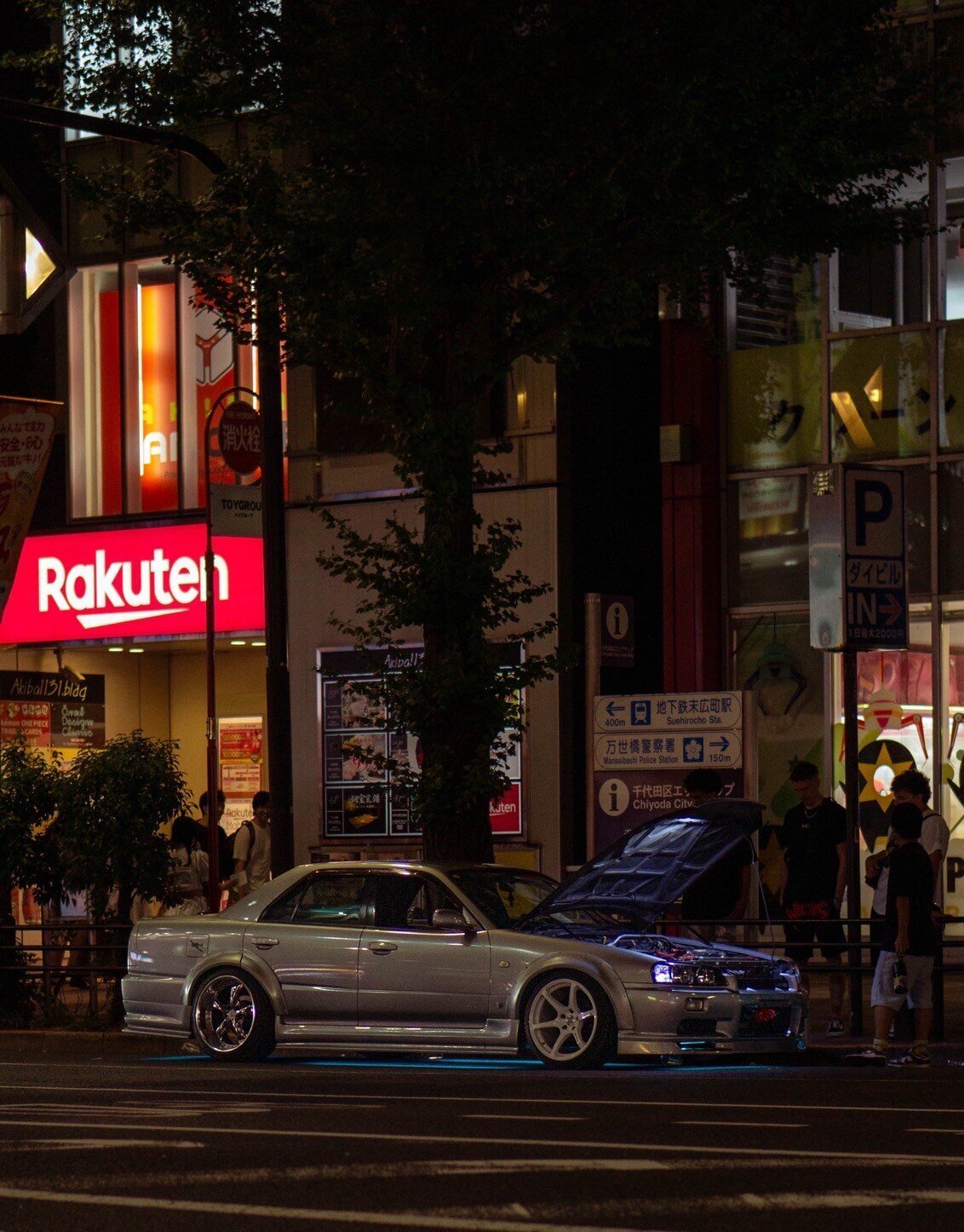 R34-skyline-tokyo-strets-TLD