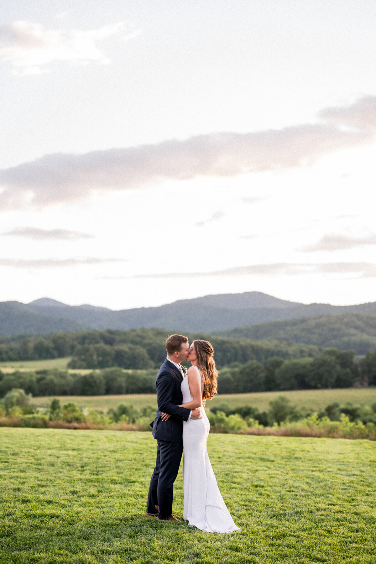 Charlottesville-Wedding-Photographers-HunterandSarahPhotography-29