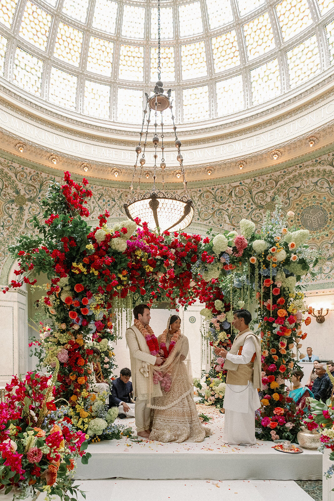 Modern Indian Wedding at Chicago Cultural Center Tiffany Dome_8