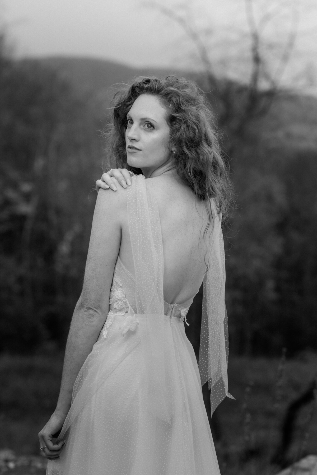 bridal black and white portrait