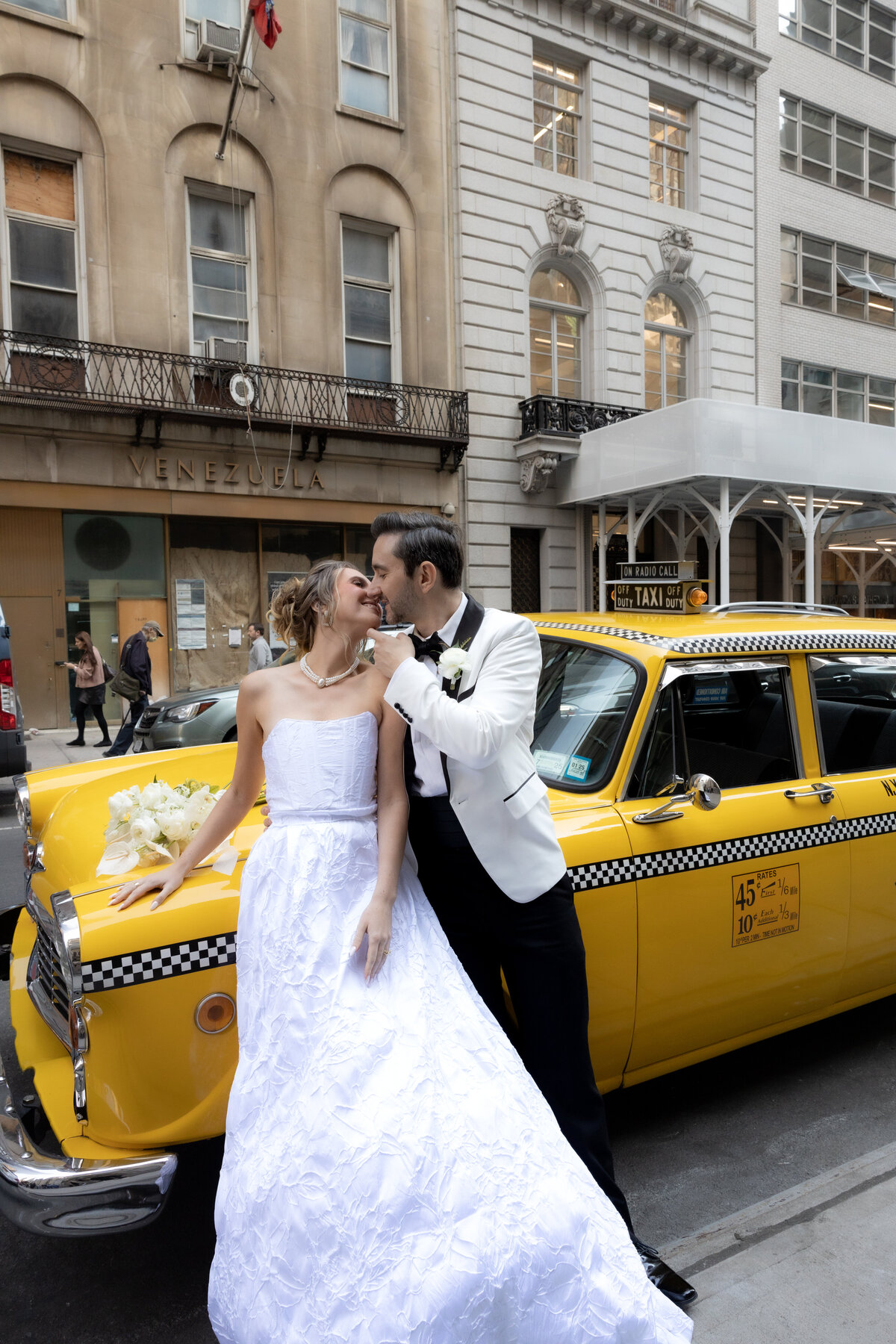 terrace-nyc-wedding-elegant-couple-160