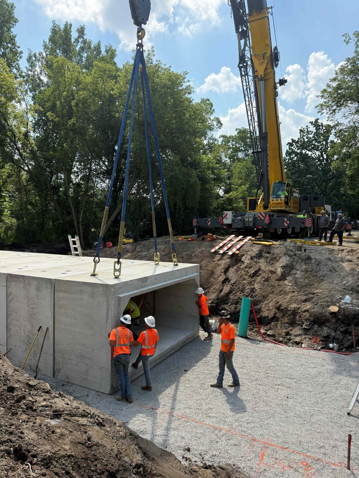 highland-services-box-culvert-construction-livingston-county-road-comission-setting