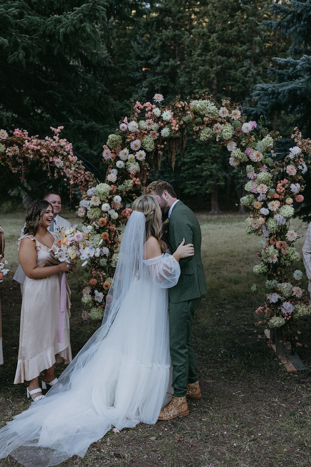 evergreen-colorado-colorful-wedding-photography-rachel-artime-photo-9482