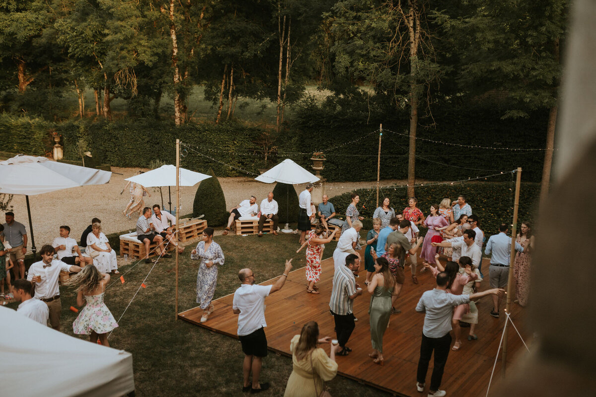 Kirstyandjames_chateaudecas_lauradeanphotography_dorsetweddingphotographer-1178-1