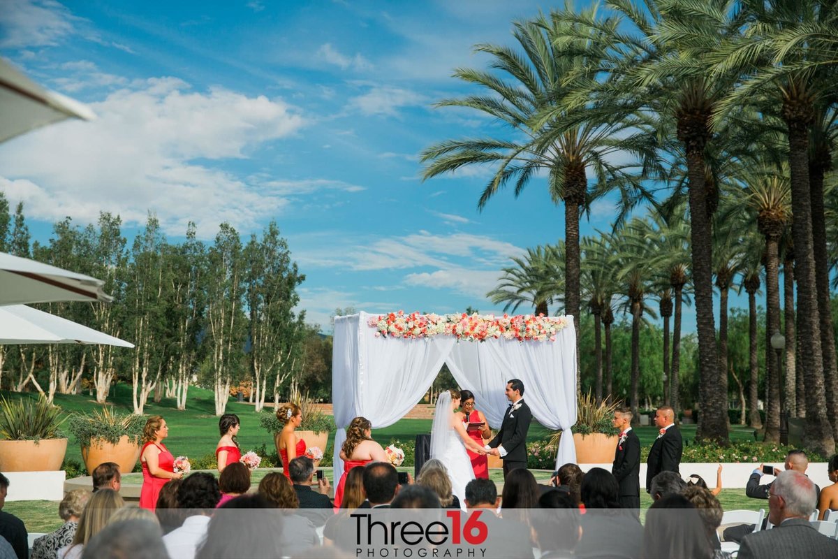 Outdoor Wedding Ceremony in Rancho Santa Margarita