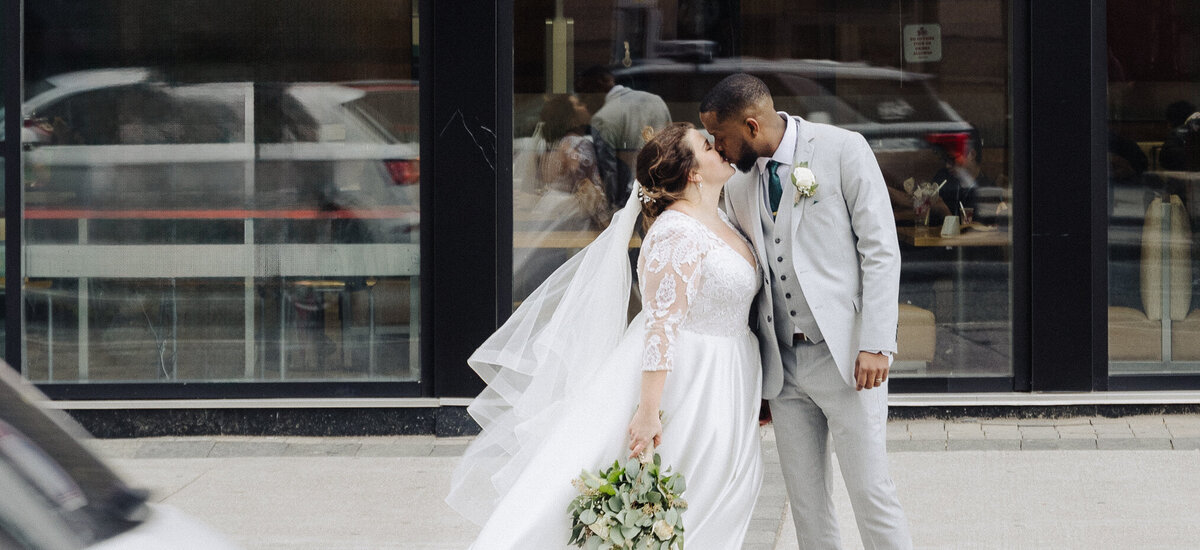 candid-wedding-photographer-toronto-5