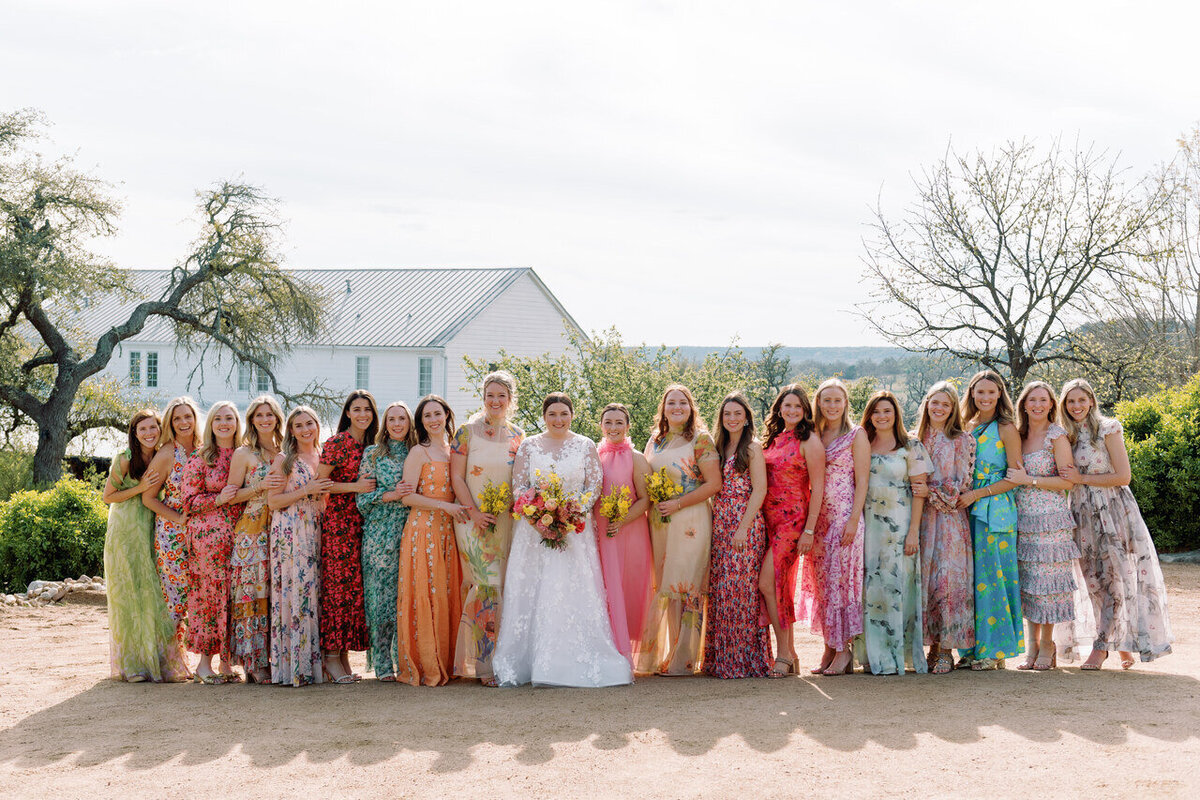 09-colorful-ranch-wedding-max-owens-design