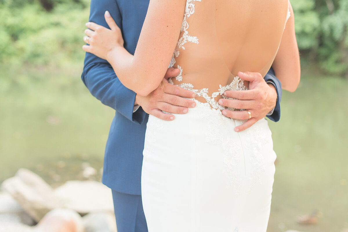 round-hill-park-pittsburgh-wedding-carmen-may-photography-1142