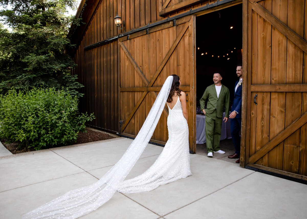 05282023_Emily+ZachWedding_GraceBarnCA_AnjaJensenPhotography-470