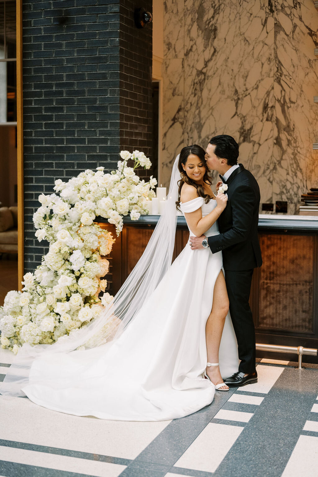 SLS-Meldrum-Wedding-Portrait-Couple-39