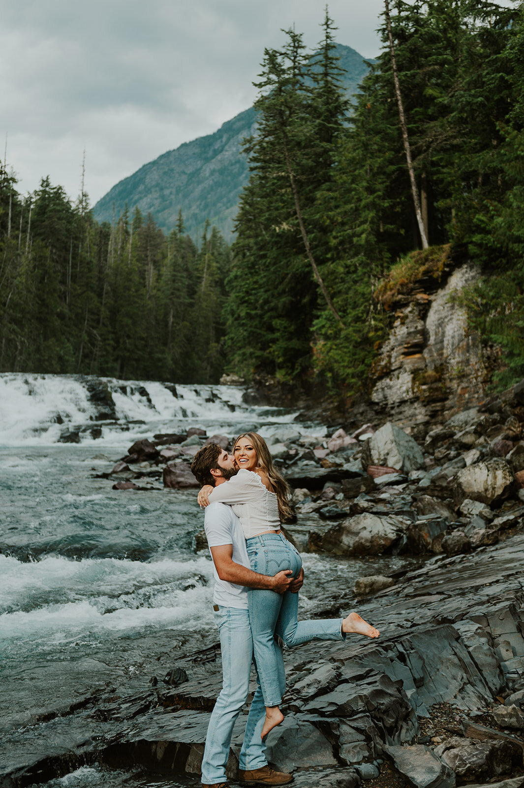 presley-gray-glacier-national-park-engagement-0567