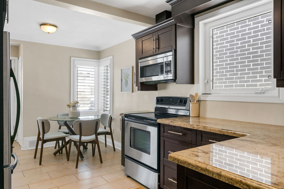 20-web-or-mls-15_004_Kitchen