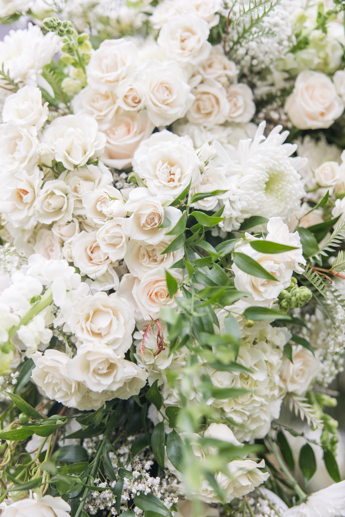 The Estate at Via Las Palmas Palm Springs Light and airy spring wedding southern california wedding venue luxury photography-89