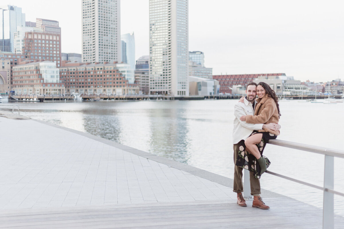Romantic city engagement at Fan Pier Park