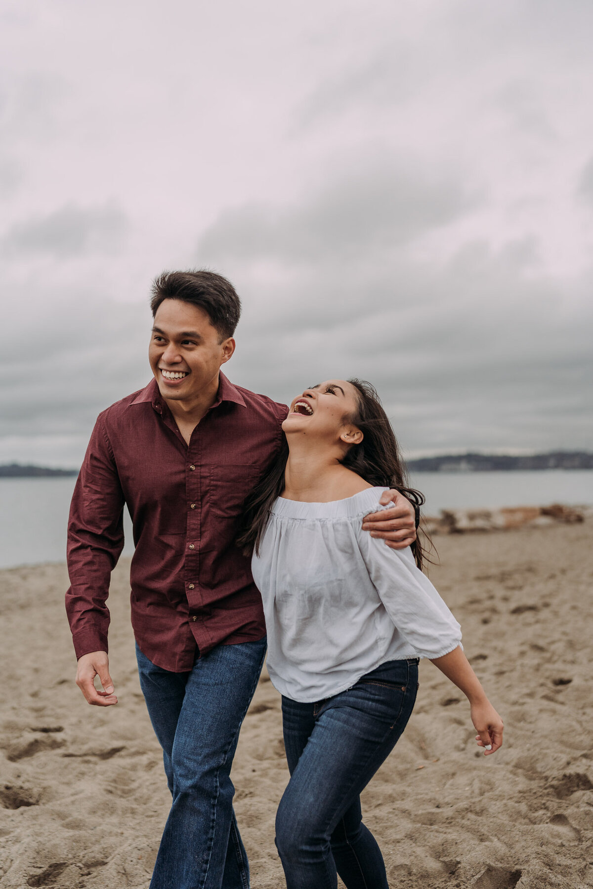 Joyce Li Photography Destination Wedding Elopement Engagement Lifestyle Portrait Photographer West Coast Seattle Washington California alkibeachengagement-27