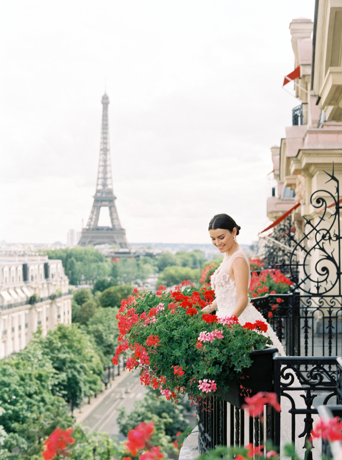 Plaza Athenee Paris Wedding - Janna Brown Photography