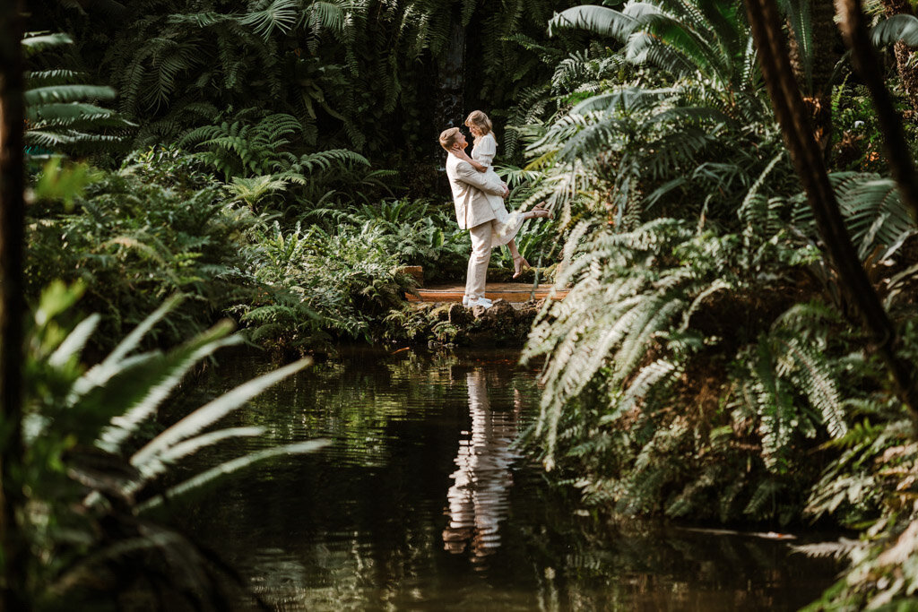 1-Palmer-House-Engagement-Session