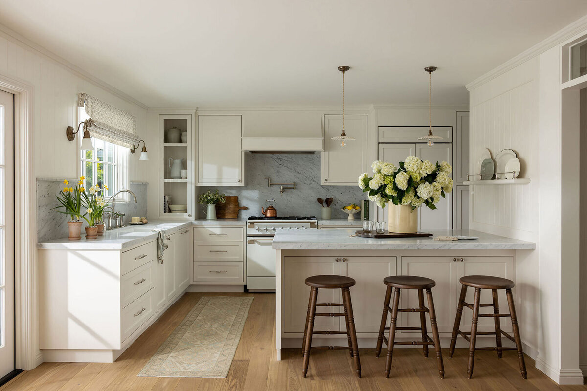 Luxury kitchen design by an interior design firm in Newport Beach