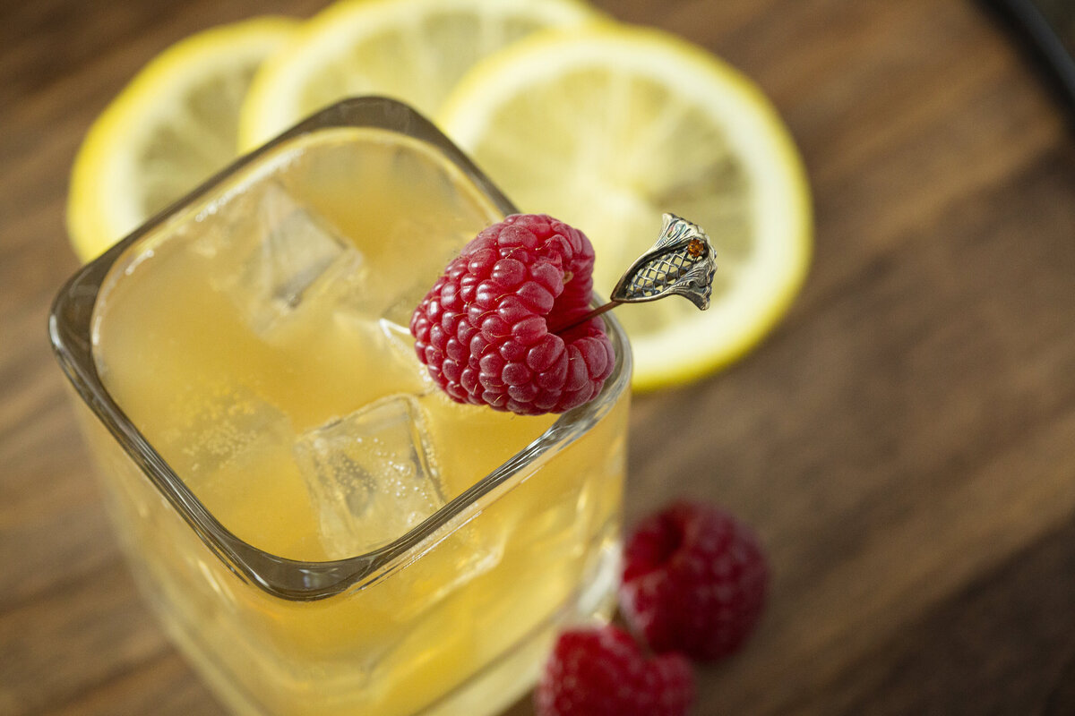 Shanna-Mae-Photography-Montana-Photographer-Business-Brand-Product-Food-Beverage-Distillery-Cocktails-Drinks-WilliesHuckleberry-Rye-Whiskey-Bourbon-Vodka-Moonshine-284