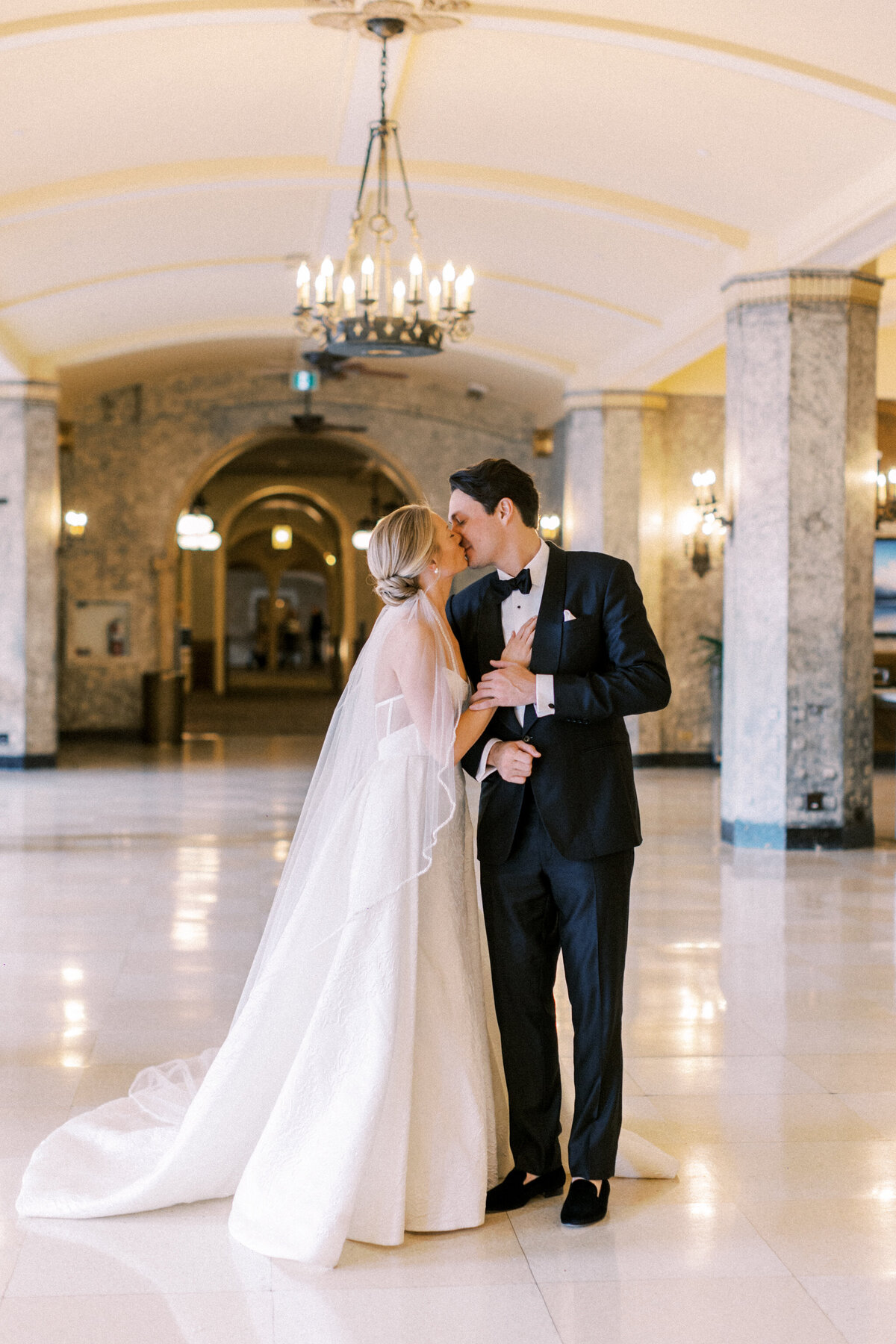 calgary_wedding_photographers_fairmont_banff_springs_destination_wedding_nicole_sarah-31