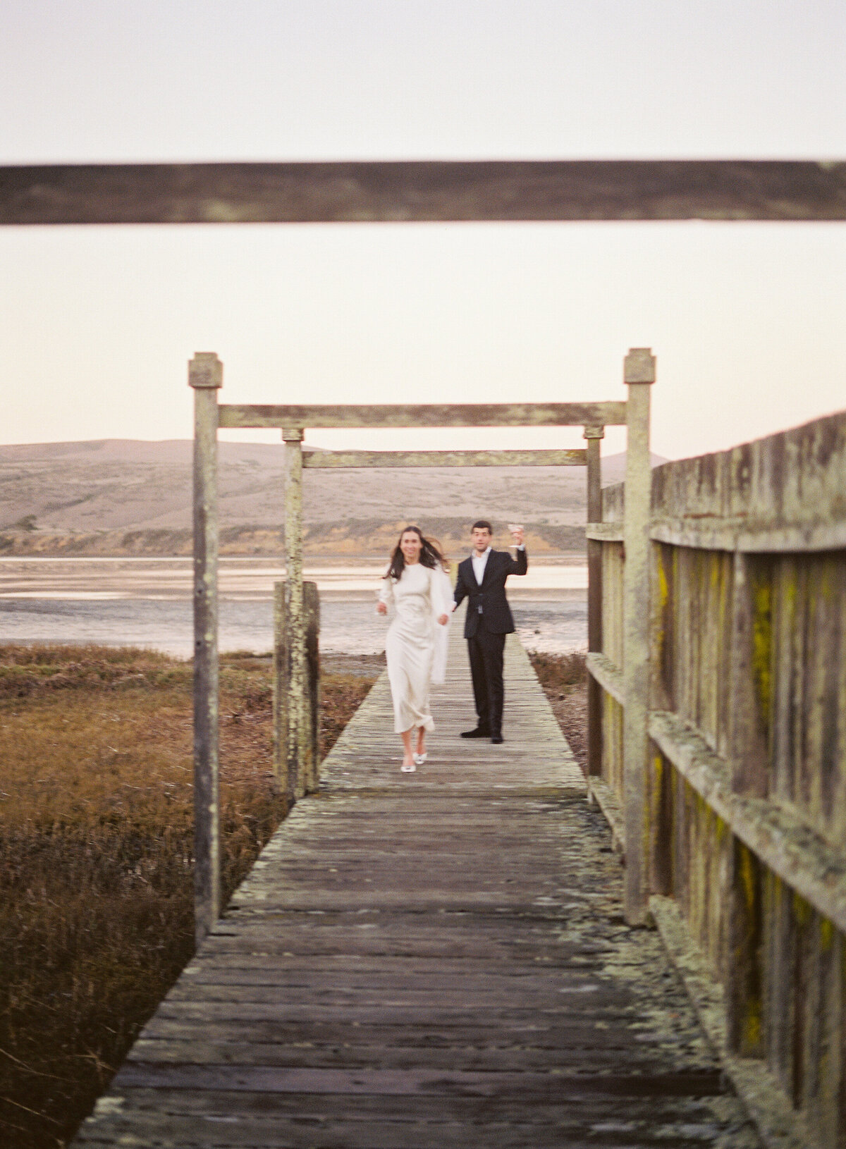 meg-smith-wedding-photographer-inverness-lodge-intimate-wedding-036