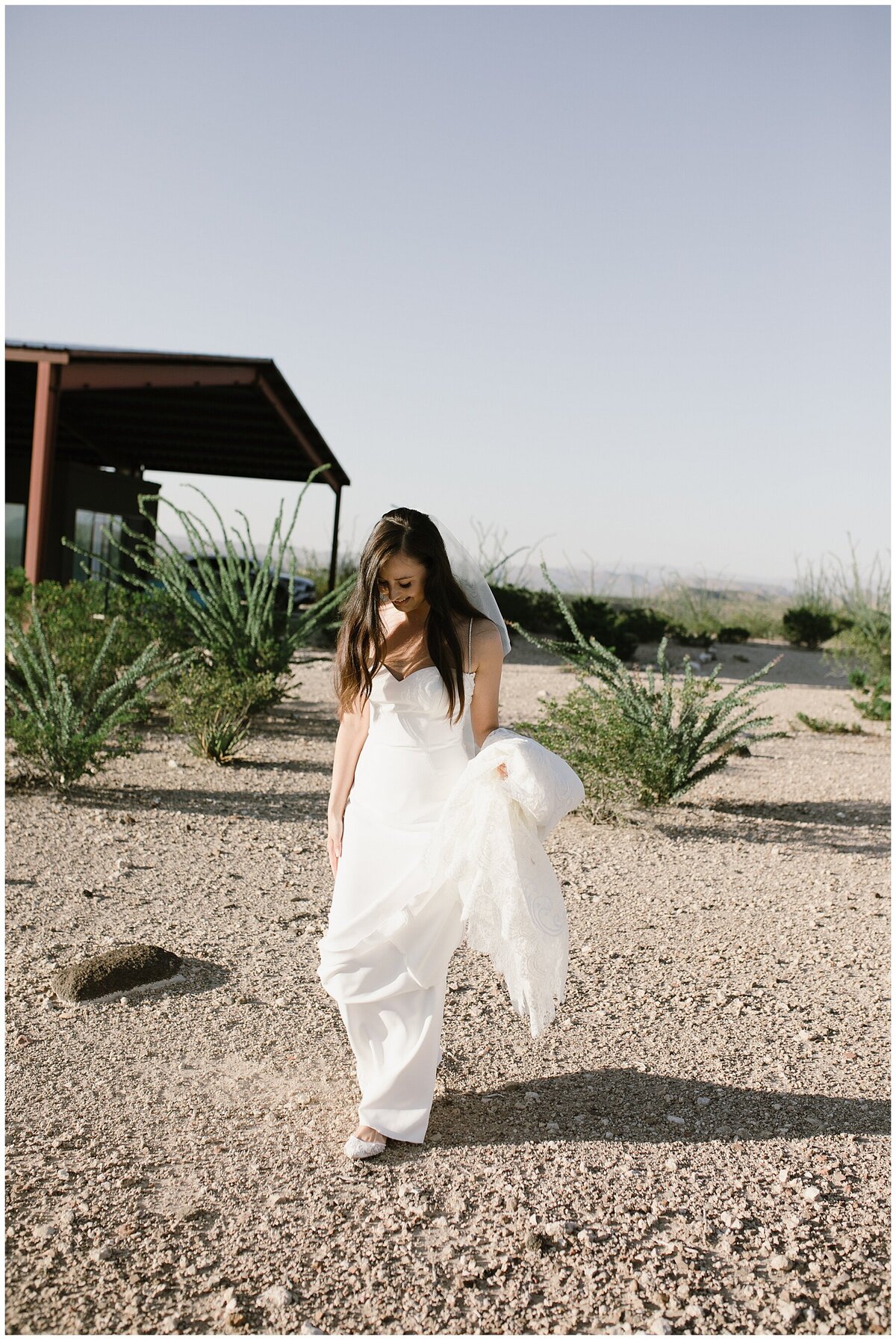 Marfa-Texas-Elopement-By-Amber-Vickery-Photography-41