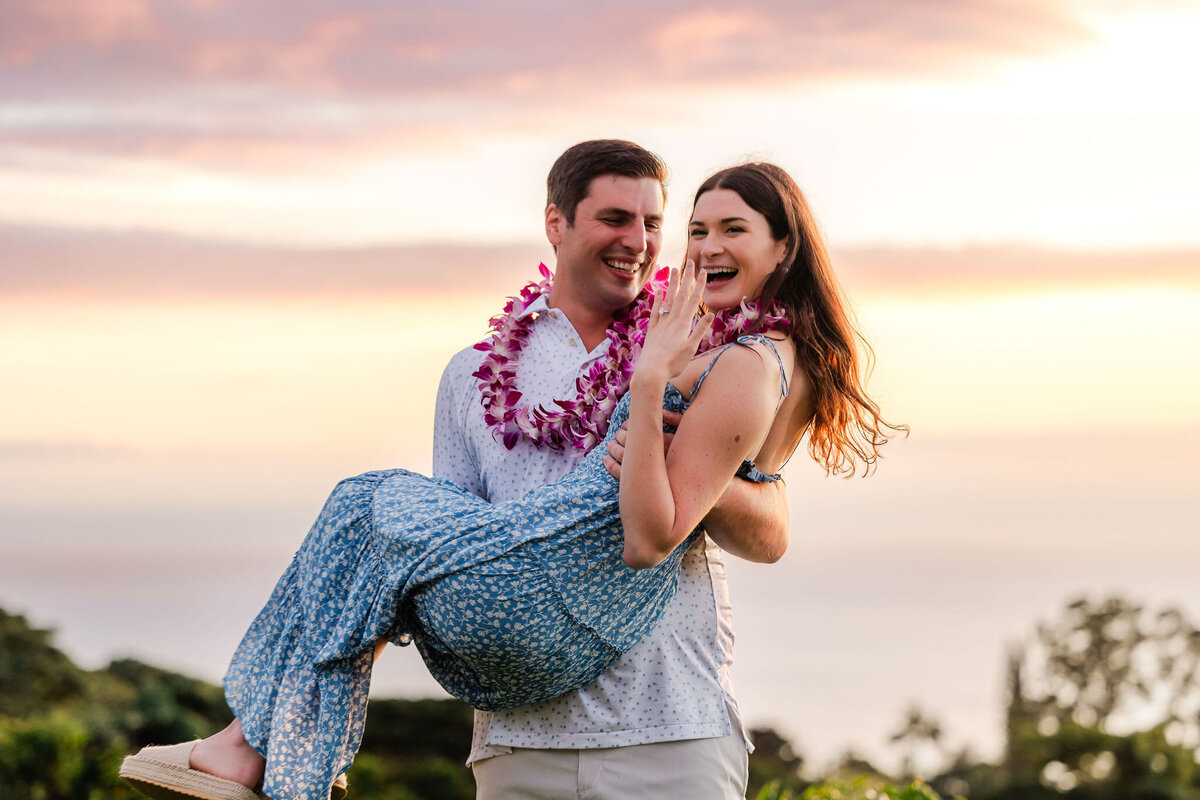 Hawaii-Engagement-Photos-Holualoa-Inn (116)