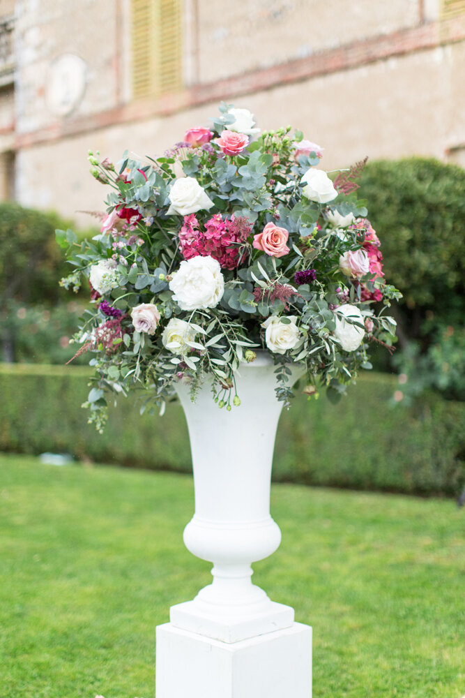 Ceremony flowers at  Tuscan wedding
