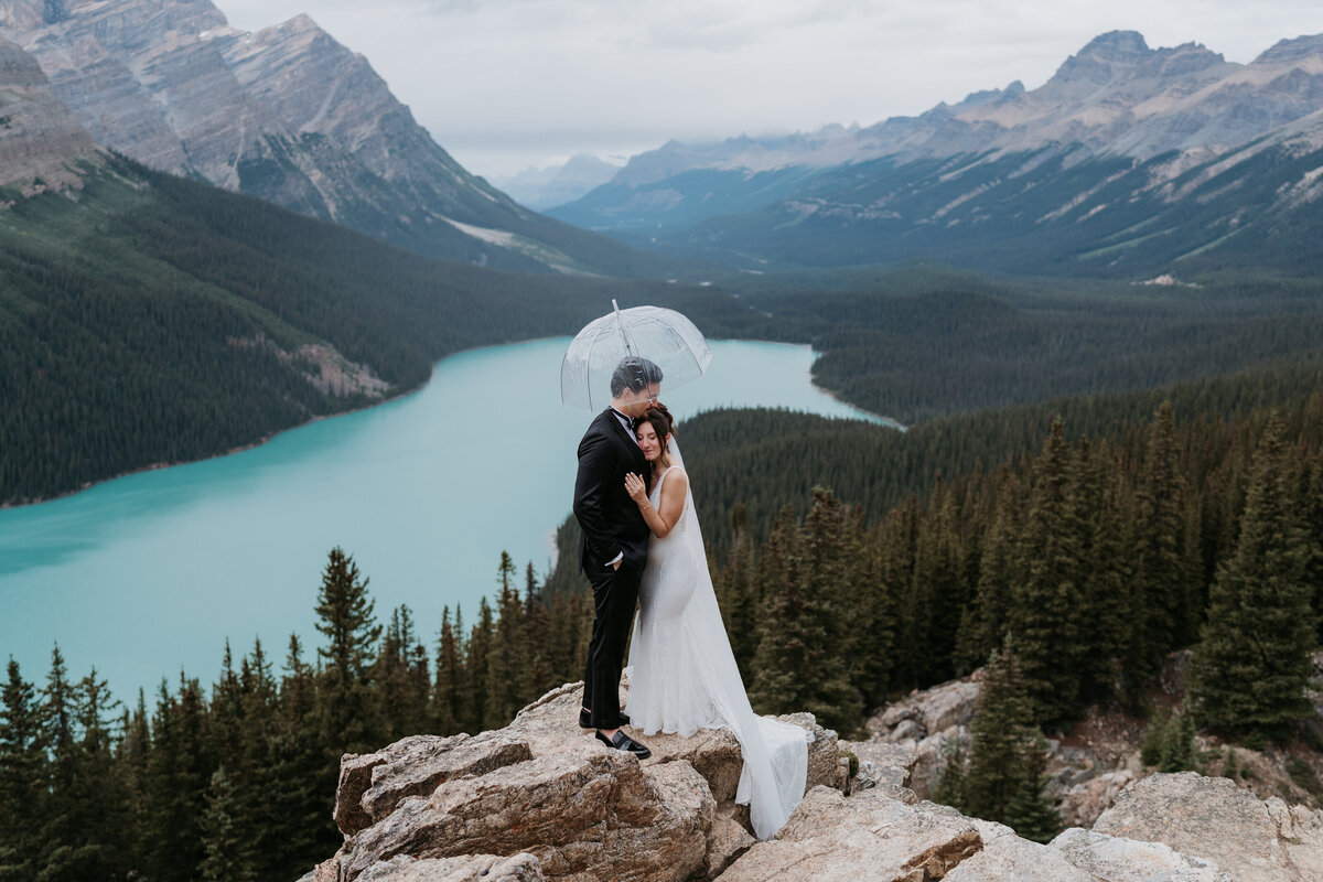 peyto-lake-banff-elopement-photographer-elope-wilder-7